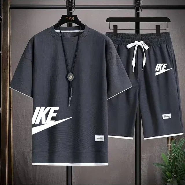 Fashionable, casual and trendy men's sportswear set, short-sleeved T-shirt and Shorts