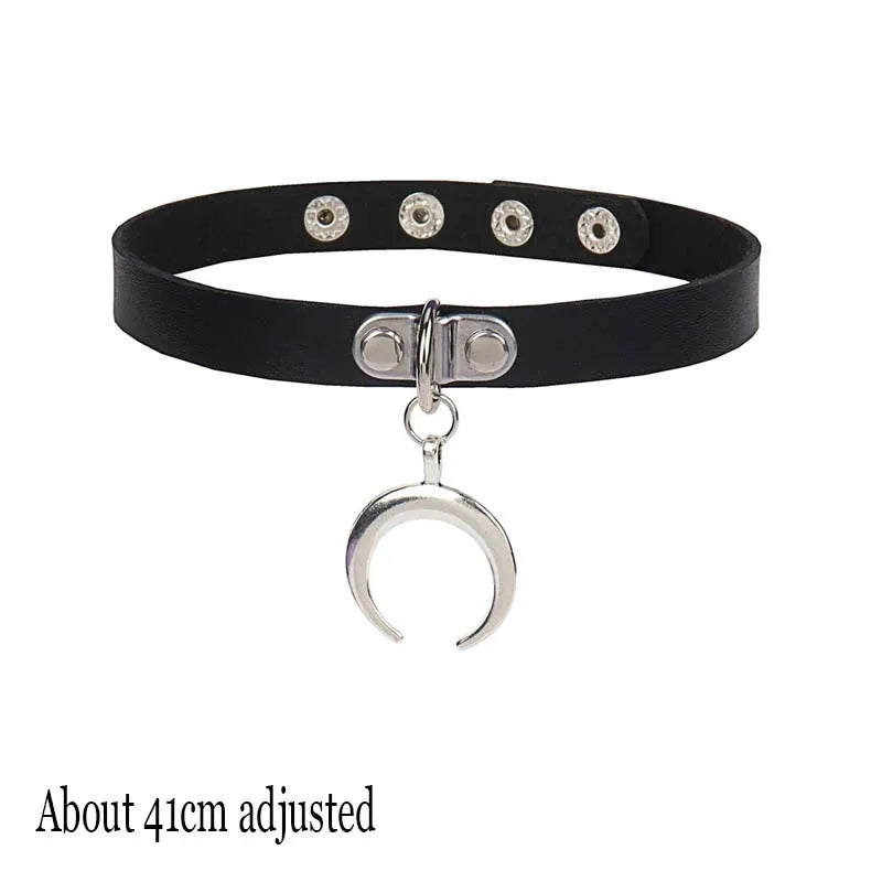 Woman Black Punk Choker Collar Necklace, Spike Chocker Gothic Cosplay Accessories