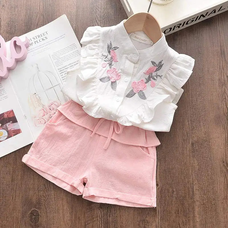 2025 Bear Leader Girls' Clothing Set, New Casual Children's Embroidered Sleeveless Shirt and Shorts Set