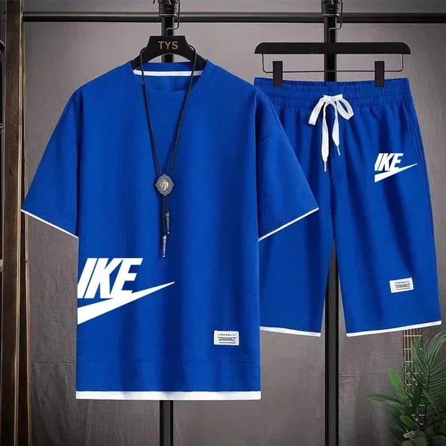 Fashionable, casual and trendy men's sportswear set, short-sleeved T-shirt and Shorts