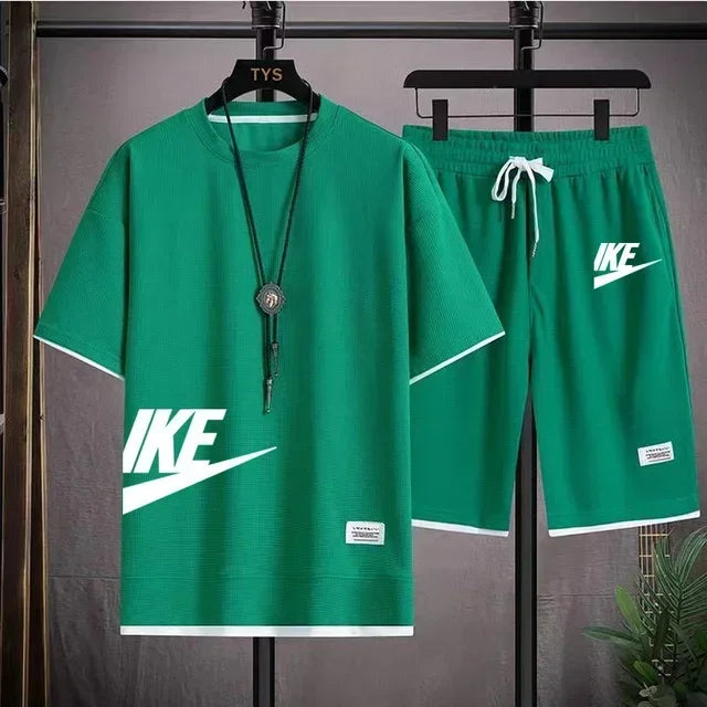 Fashionable, casual and trendy men's sportswear set, short-sleeved T-shirt and Shorts
