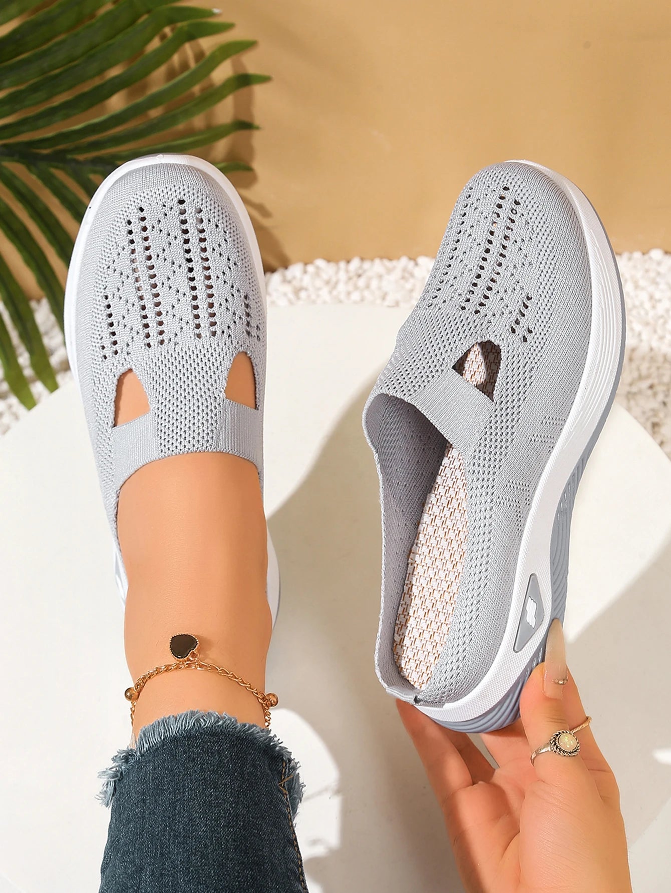 Women's Convenient and Comfortable Slippers