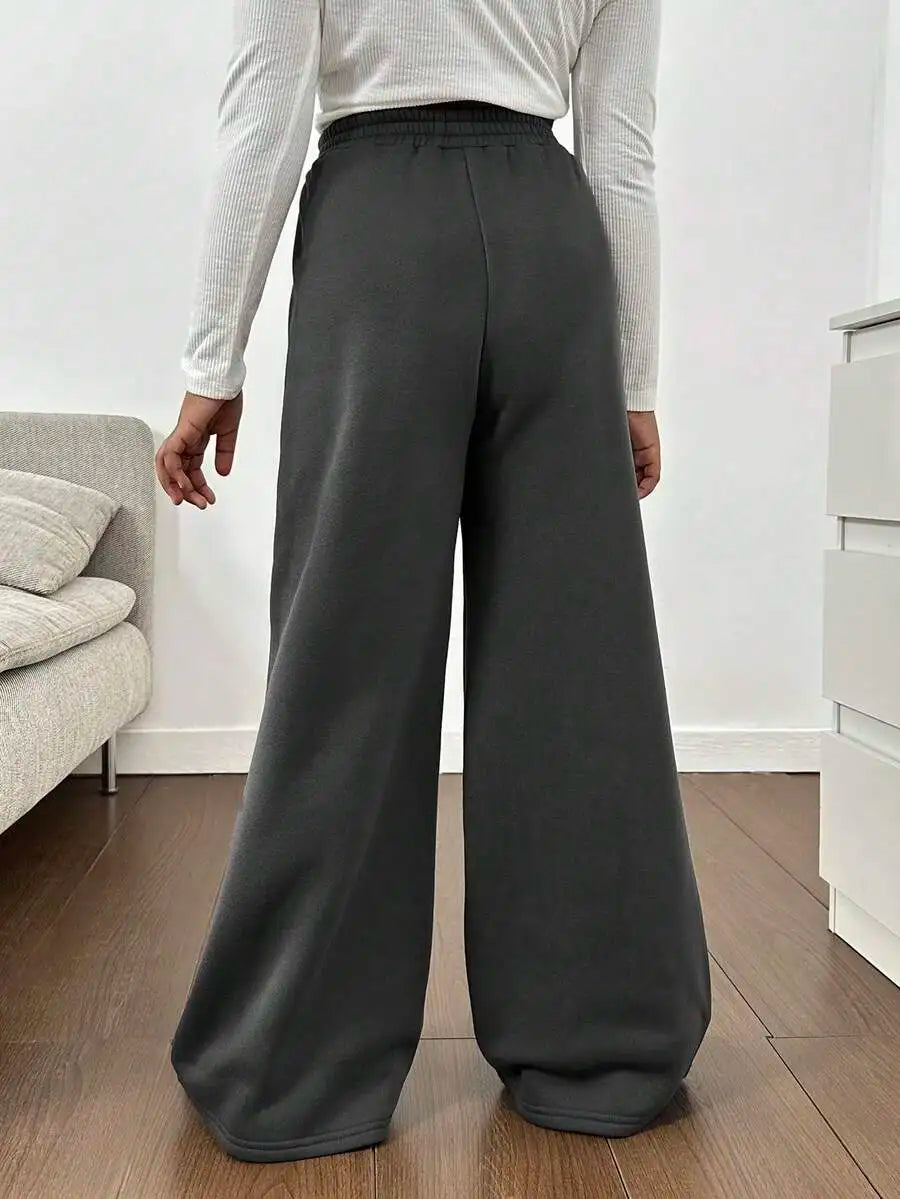 Gray Wide-Leg Sweatpants with Black Heart Print for Girls