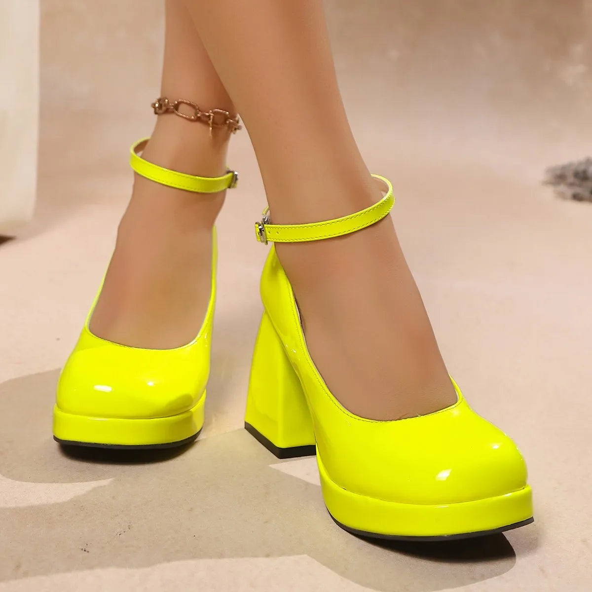 2025 Summer Fashion Ankle Strap Thick Sole High Heels Round Toe Mary Jane Shoes
