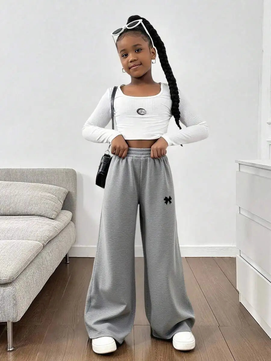 Gray Wide-Leg Sweatpants with Black Heart Print for Girls